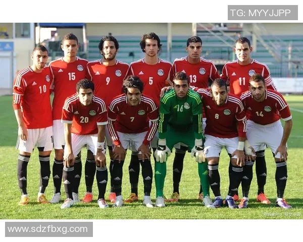 足球巨星闪耀登场 引领未来足坛新潮流