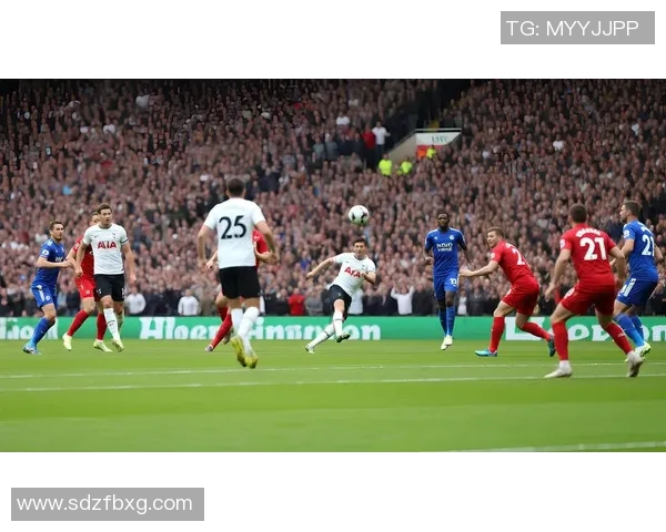 足球明星超帅女神级照片集锦绝美瞬间展现魅力与风采